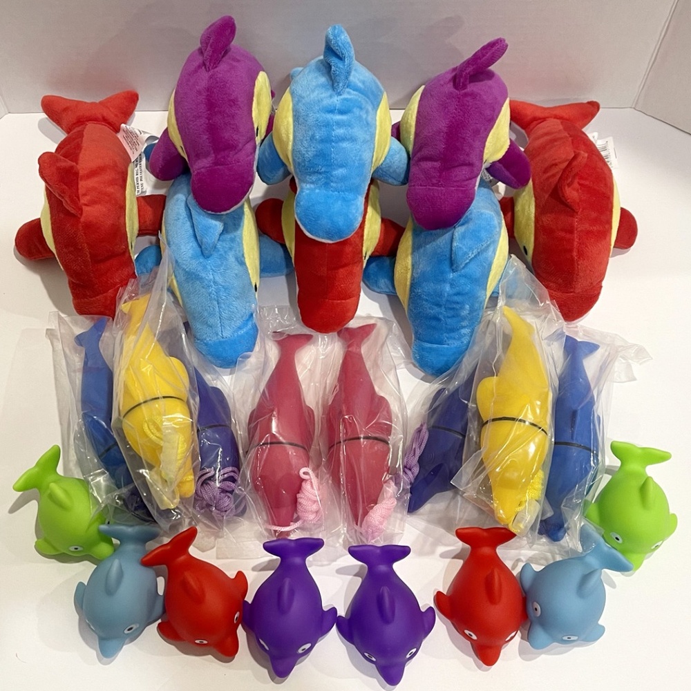 NWT Dolphin Party Favor Pack for 8